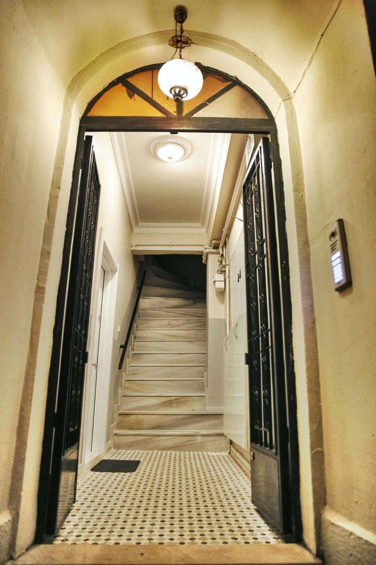 Golden Galata Aparthotel Istanbul Ngoại thất bức ảnh